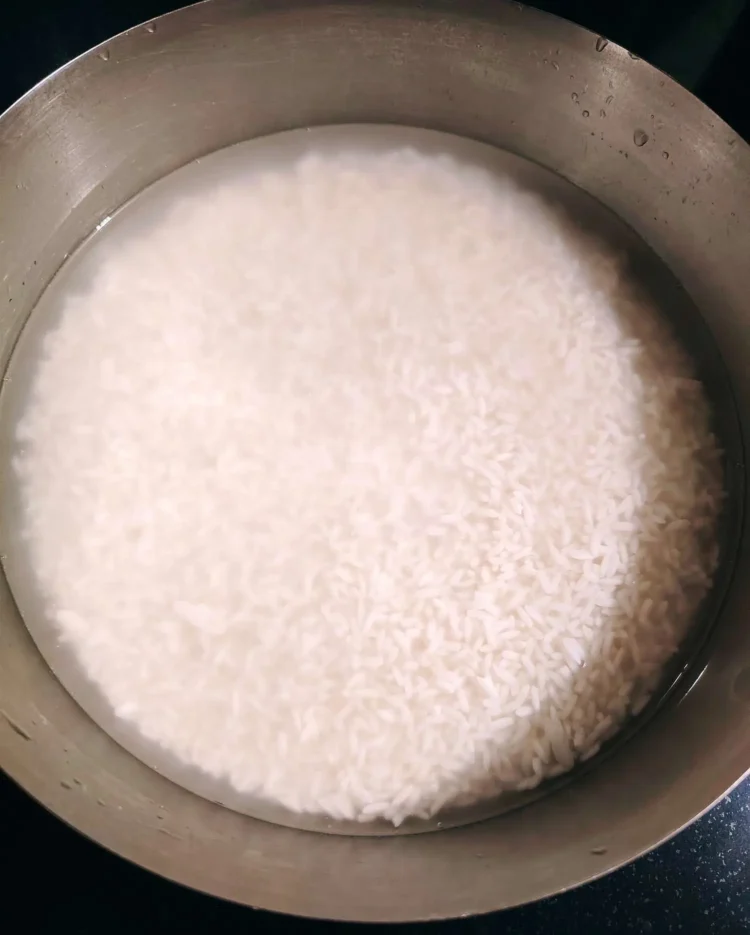 Soaked rice