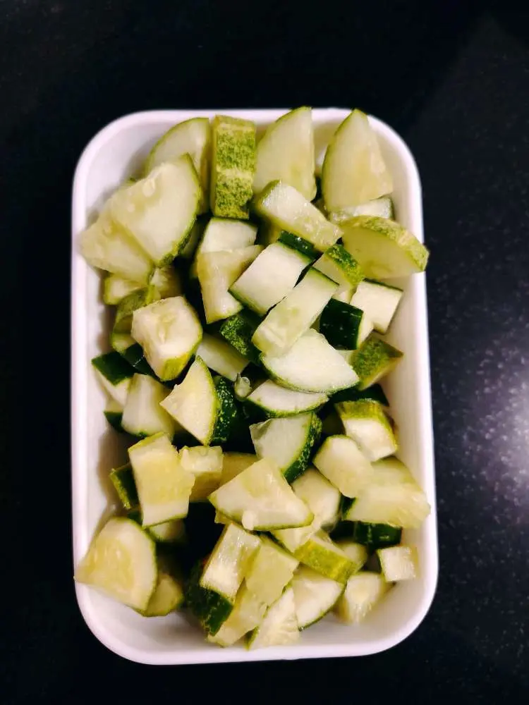 cubed cucumber Creamy Mixed Salad