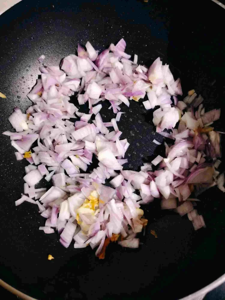 kurma prep 2 Easy Egg Kurma