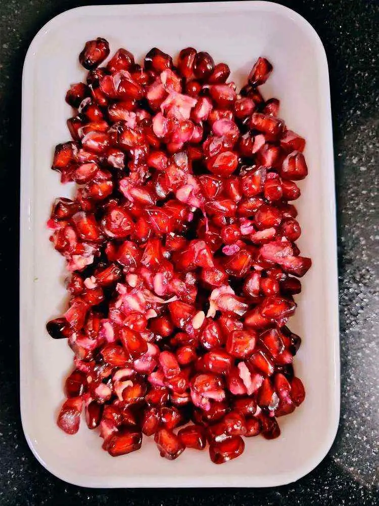 pomegranate-min
